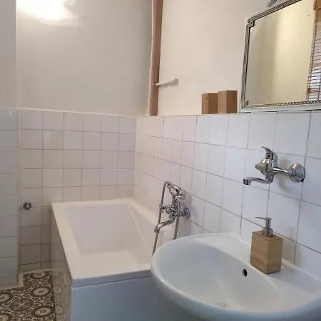 Sarka Apartment