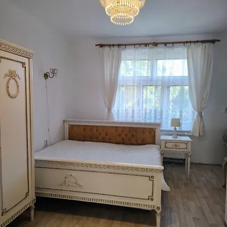Sarka Apartmán *